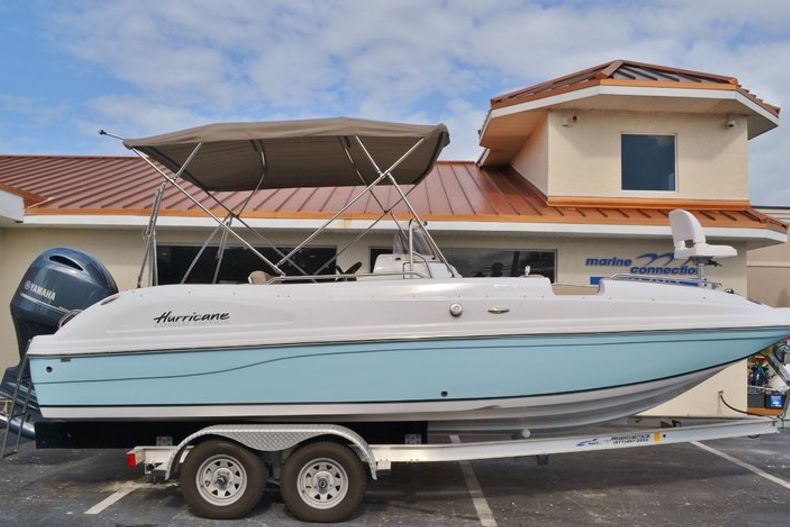 New 2016 Hurricane SunDeck Sport SS 211 OB boat for sale in West Palm Beach, FL
