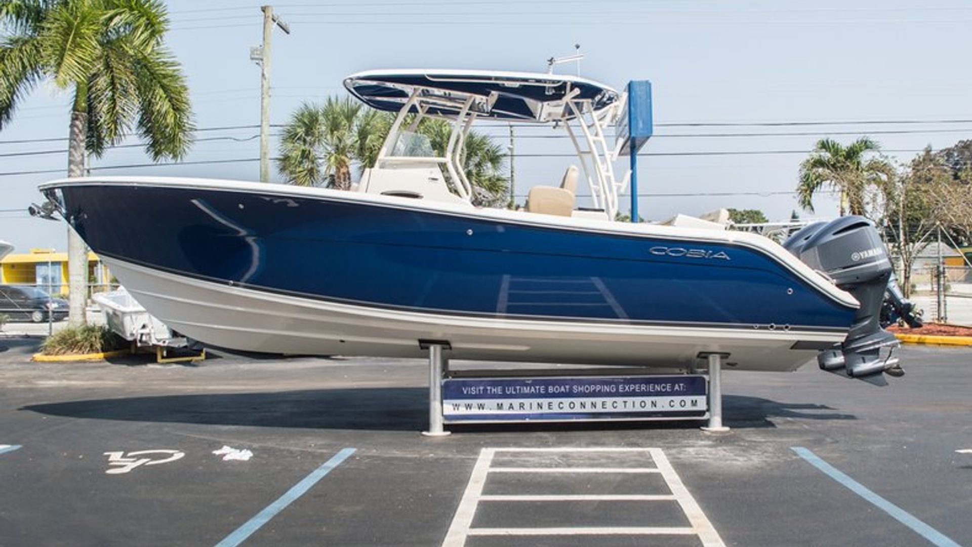 New 2015 Cobia 296 Center Console #N030 image 5