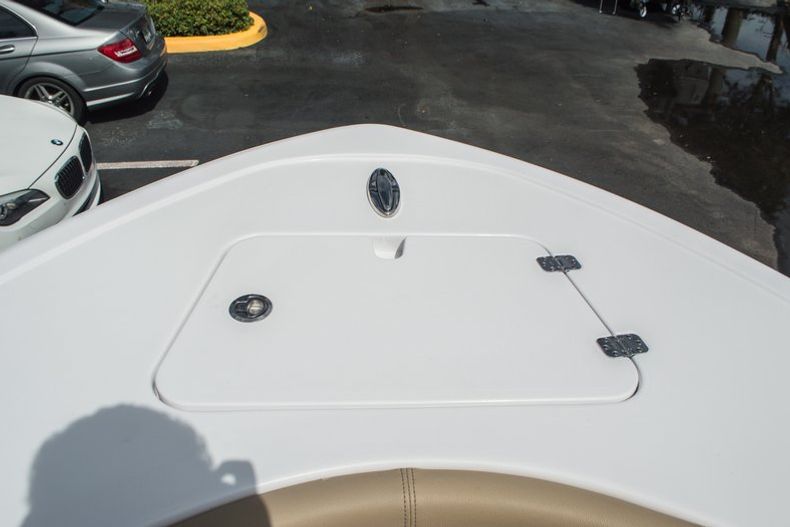 Thumbnail 14 for New 2016 Sportsman Open 212 Center Console boat for sale in Miami, FL
