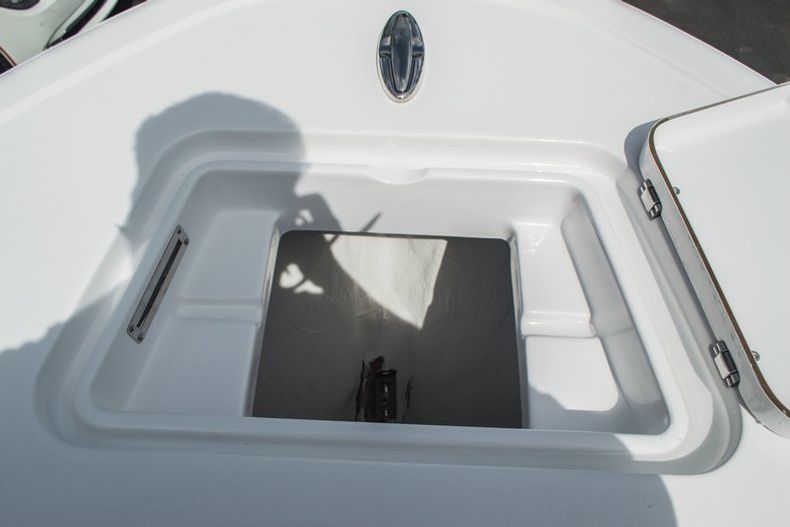 Thumbnail 15 for New 2016 Sportsman Open 212 Center Console boat for sale in Miami, FL