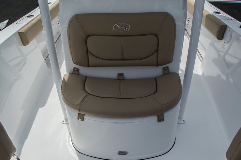 Thumbnail 22 for New 2016 Sportsman Open 212 Center Console boat for sale in Miami, FL