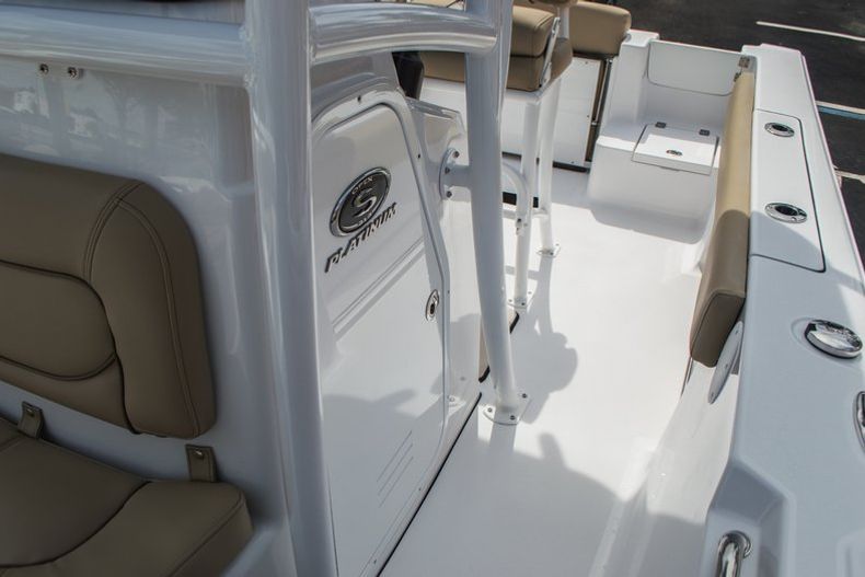 Thumbnail 24 for New 2016 Sportsman Open 212 Center Console boat for sale in Miami, FL