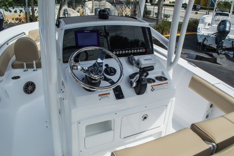 Thumbnail 27 for New 2016 Sportsman Open 212 Center Console boat for sale in Miami, FL