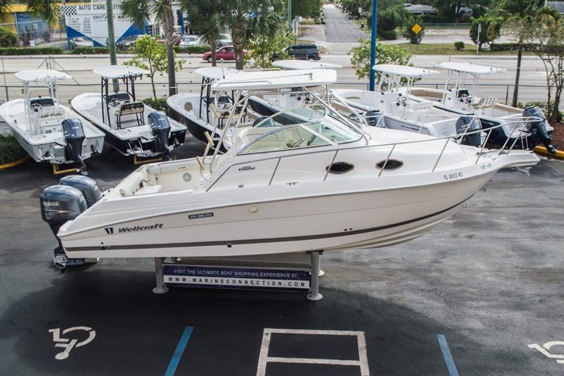 Thumbnail 3 for Used 2007 Wellcraft 270 COASTAL boat for sale in West Palm Beach, FL