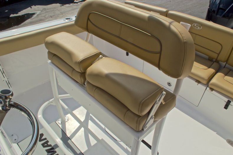 Thumbnail 21 for New 2016 Sportsman Heritage 231 Center Console boat for sale in Vero Beach, FL