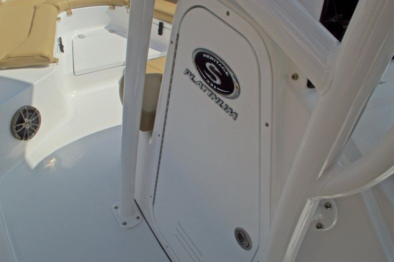 Thumbnail 31 for New 2016 Sportsman Heritage 231 Center Console boat for sale in Vero Beach, FL