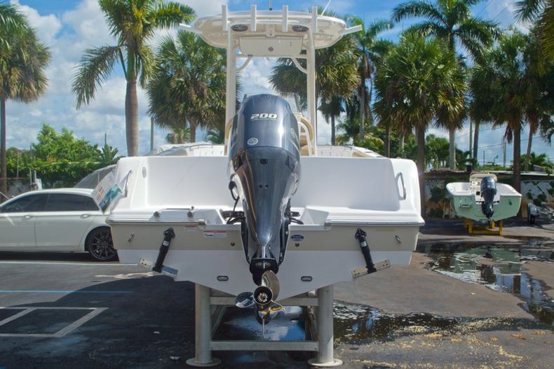 Thumbnail 6 for New 2016 Sportsman Heritage 231 Center Console boat for sale in Vero Beach, FL