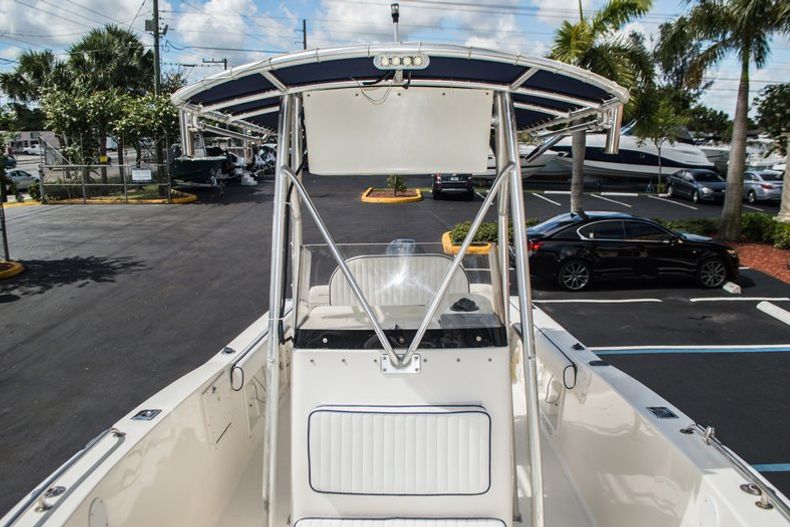 Thumbnail 14 for Used 2005 Sea Hunt 22 Triton boat for sale in West Palm Beach, FL