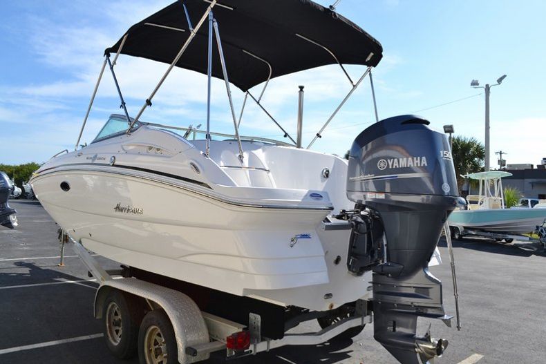 Thumbnail 4 for New 2014 Hurricane SunDeck SD 2200 OB boat for sale in West Palm Beach, FL