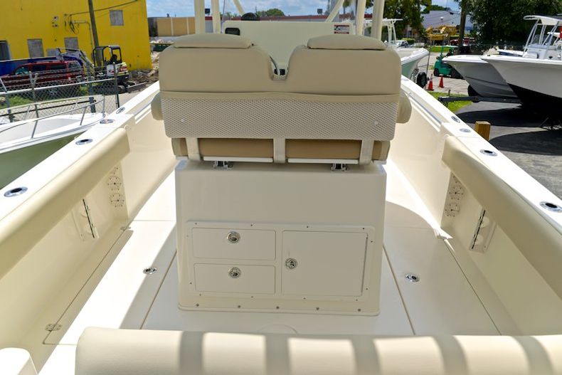 Thumbnail 15 for New 2015 Cobia 256 Center Console boat for sale in Miami, FL
