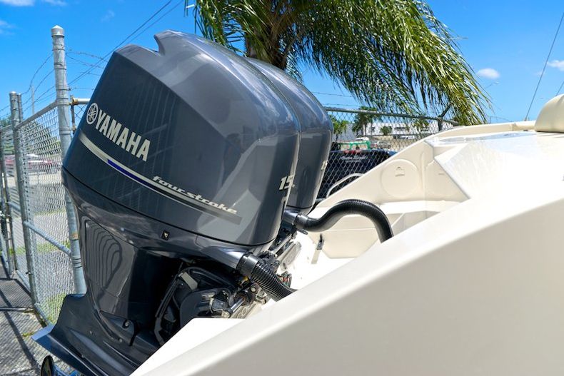 Thumbnail 8 for New 2015 Cobia 256 Center Console boat for sale in Miami, FL