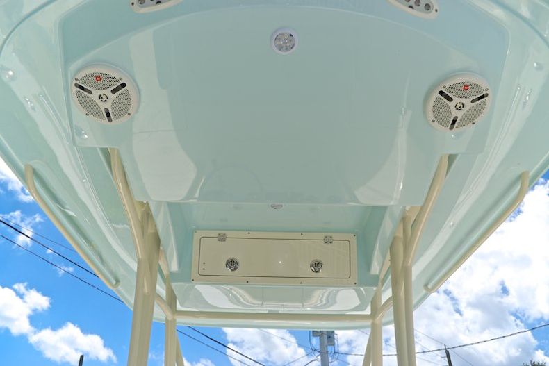 Thumbnail 43 for New 2015 Cobia 256 Center Console boat for sale in Miami, FL