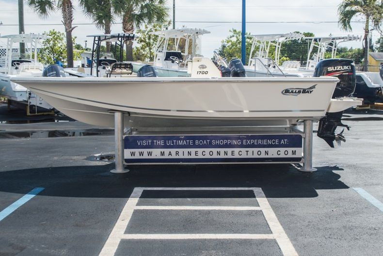 Thumbnail 4 for New 2014 Bulls Bay 1700 Bay Boat boat for sale in West Palm Beach, FL