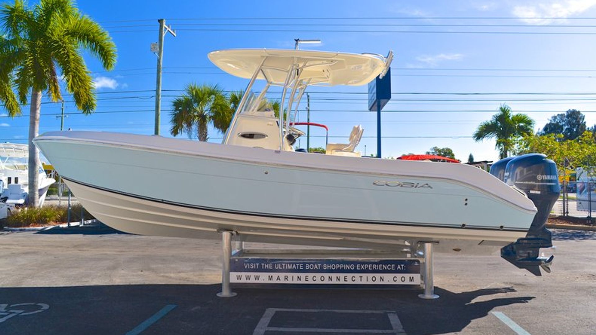 New 2013 Cobia 256 Center Console #K017 image 5