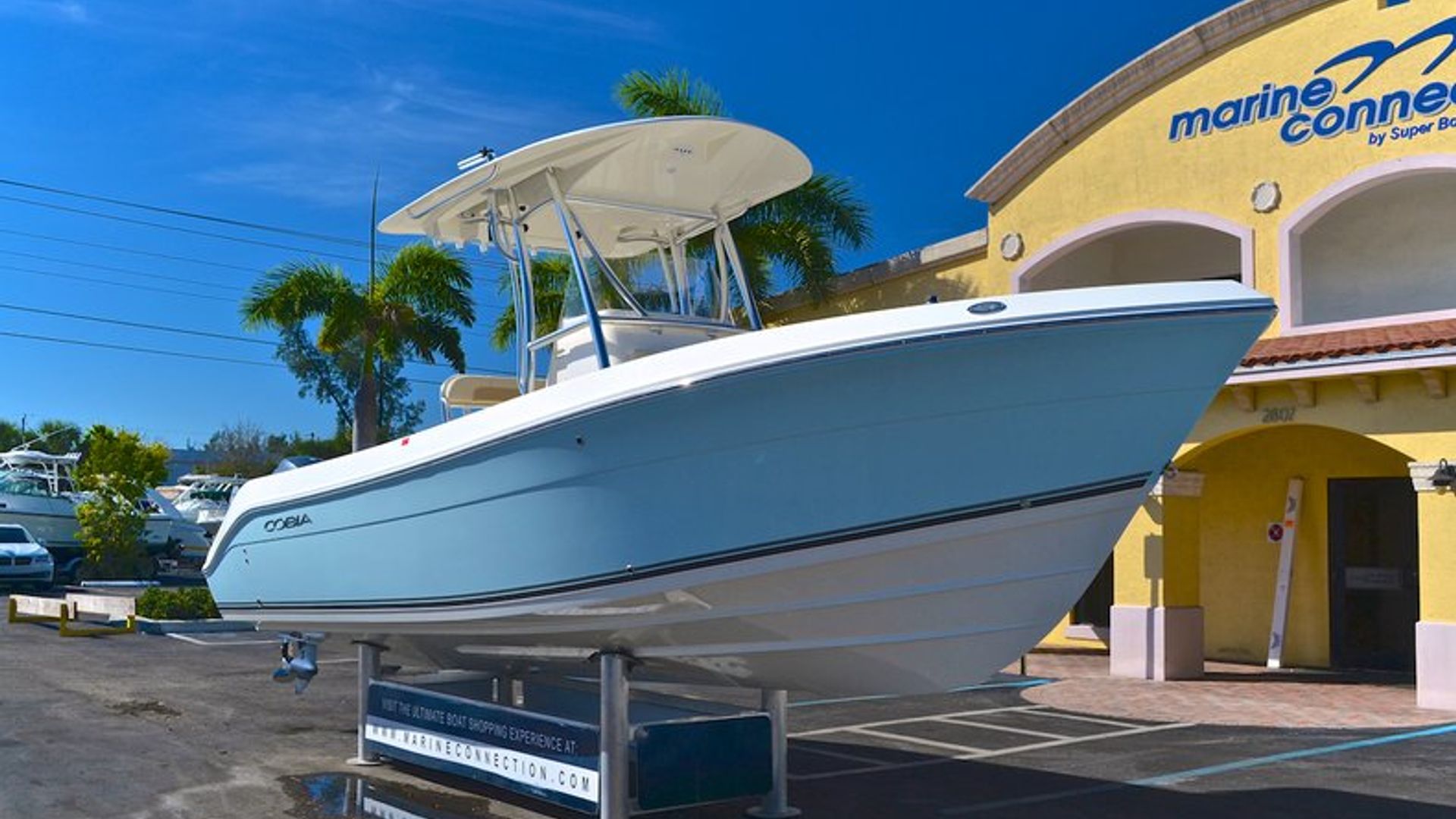 New 2013 Cobia 256 Center Console #K017 image 2