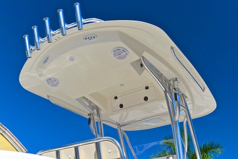 Thumbnail 92 for New 2013 Cobia 256 Center Console boat for sale in West Palm Beach, FL