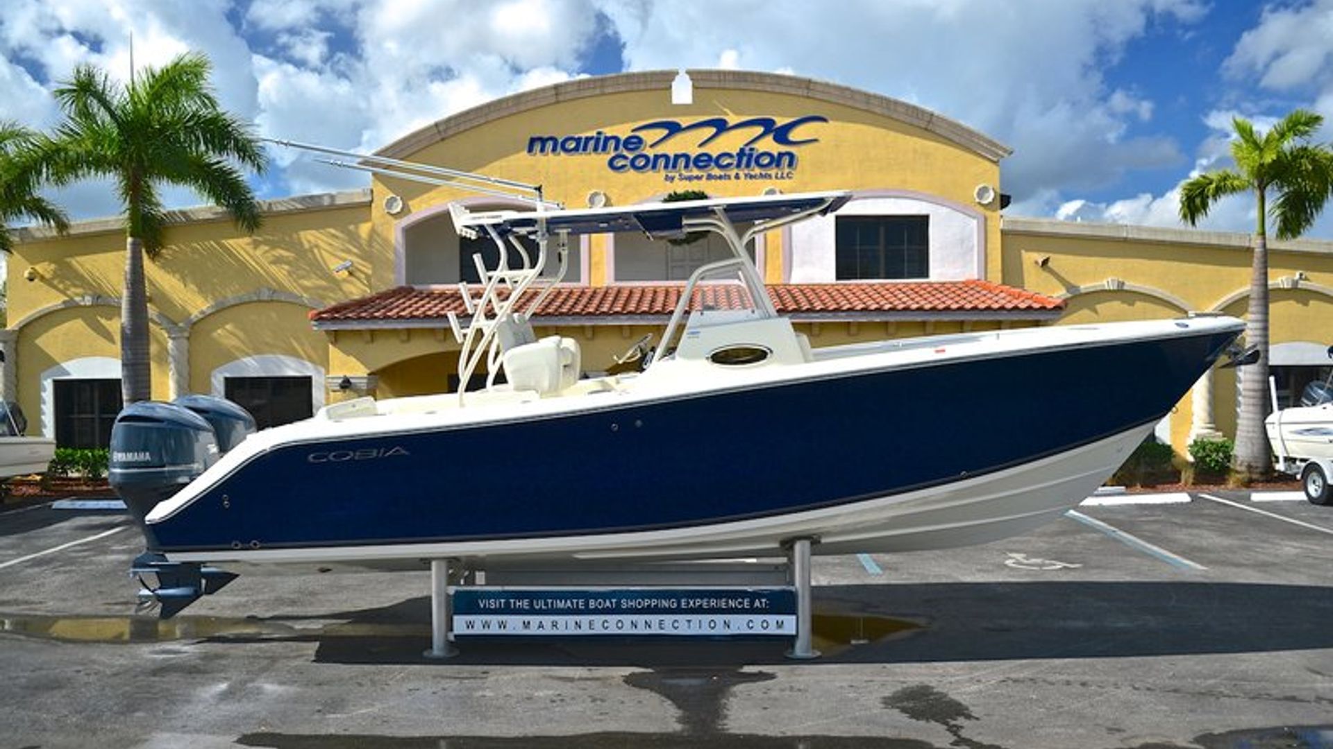 New 2013 Cobia 296 Center Console #N026 image 1