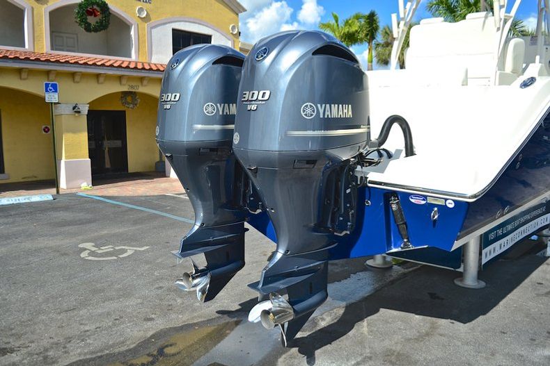 Thumbnail 11 for New 2013 Cobia 296 Center Console boat for sale in West Palm Beach, FL