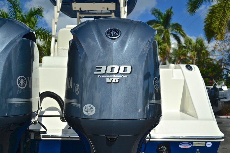 Thumbnail 12 for New 2013 Cobia 296 Center Console boat for sale in West Palm Beach, FL