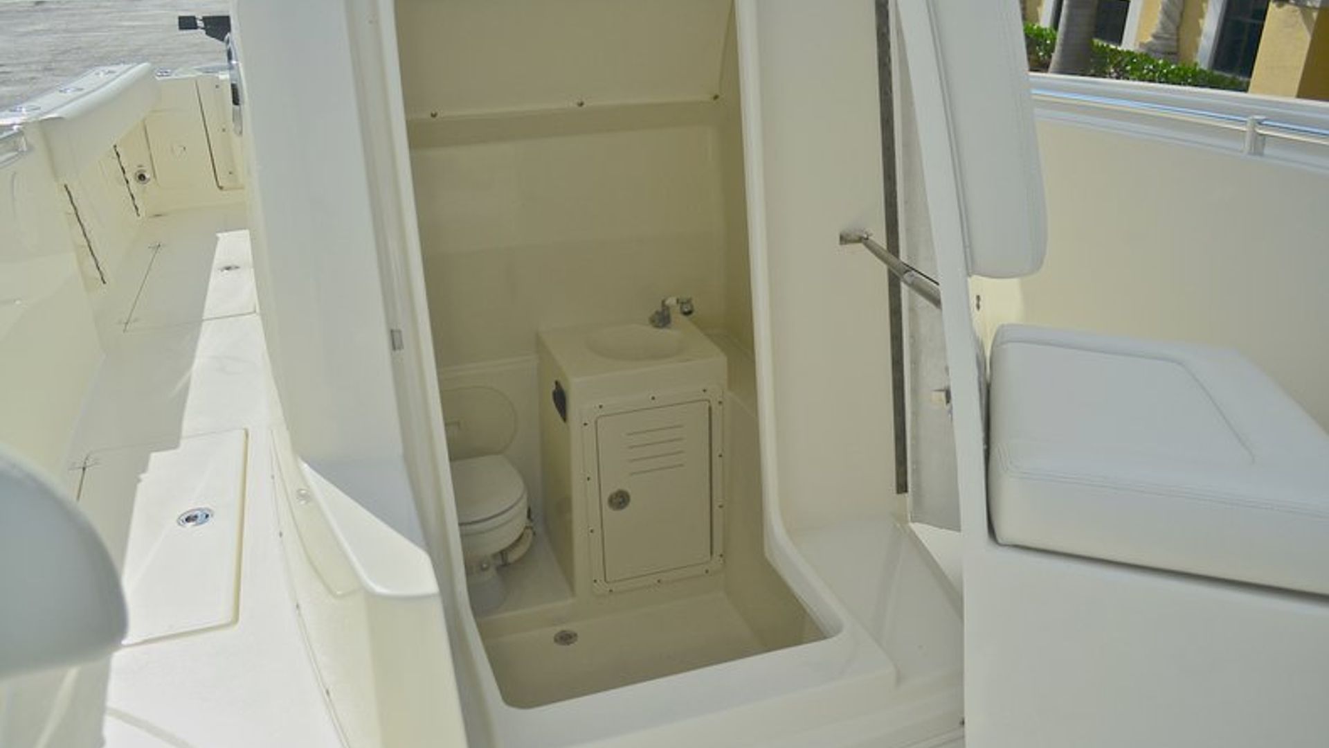 New 2013 Cobia 296 Center Console #N026 image 90