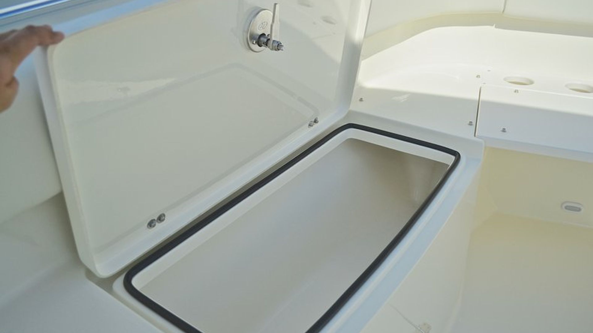 New 2013 Cobia 296 Center Console #N026 image 105