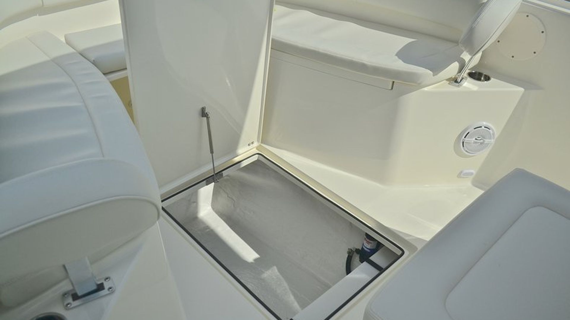 New 2013 Cobia 296 Center Console #N026 image 97