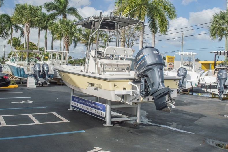 Thumbnail 6 for Used 2008 Pathfinder 2200 boat for sale in West Palm Beach, FL
