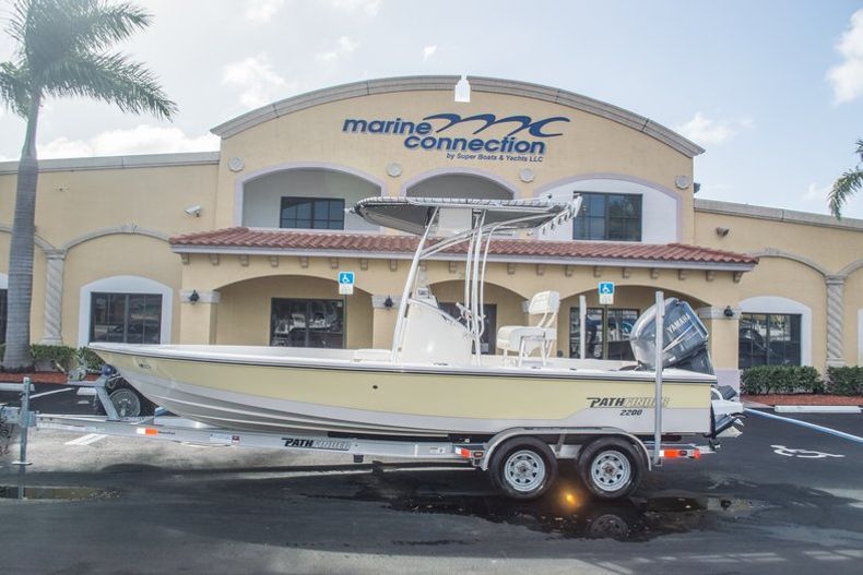 Thumbnail 8 for Used 2008 Pathfinder 2200 boat for sale in West Palm Beach, FL