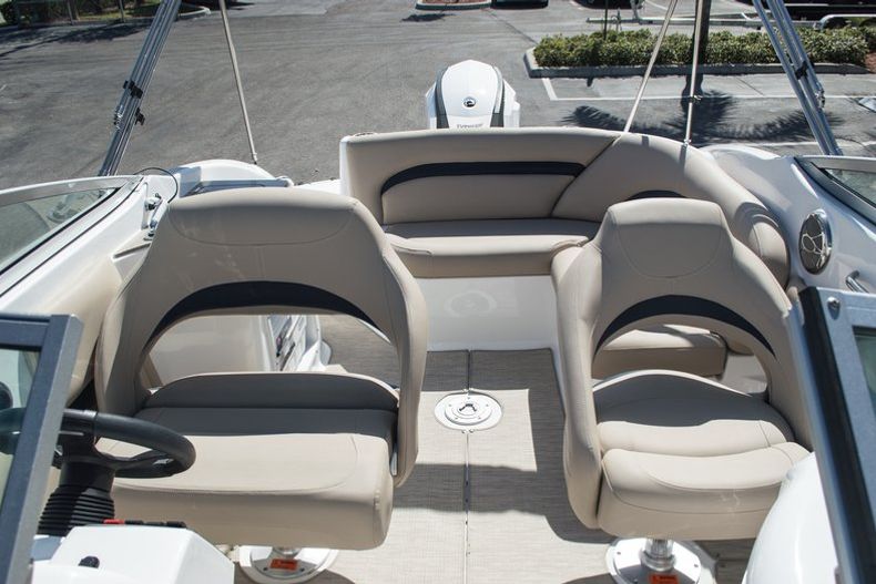 Thumbnail 13 for New 2015 Hurricane SunDeck SD 2400 OB boat for sale in Miami, FL