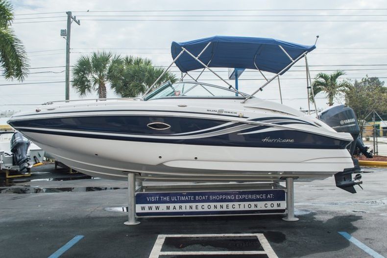 Thumbnail 2 for Used 2013 Hurricane SunDeck SD 2200 OB boat for sale in Vero Beach, FL
