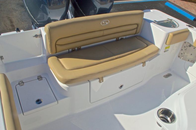 Thumbnail 9 for New 2016 Sportsman Heritage 251 Center Console boat for sale in West Palm Beach, FL