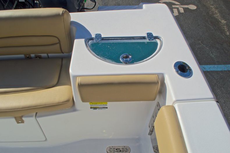 Thumbnail 16 for New 2016 Sportsman Heritage 251 Center Console boat for sale in West Palm Beach, FL