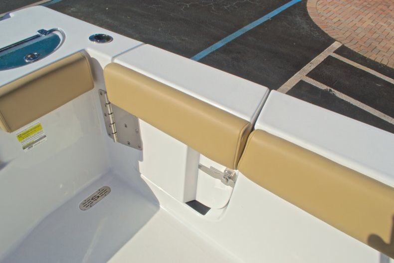 Thumbnail 28 for New 2016 Sportsman Heritage 251 Center Console boat for sale in West Palm Beach, FL