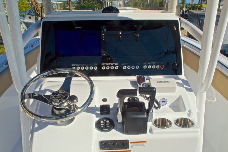 Thumbnail 33 for New 2016 Sportsman Heritage 251 Center Console boat for sale in West Palm Beach, FL