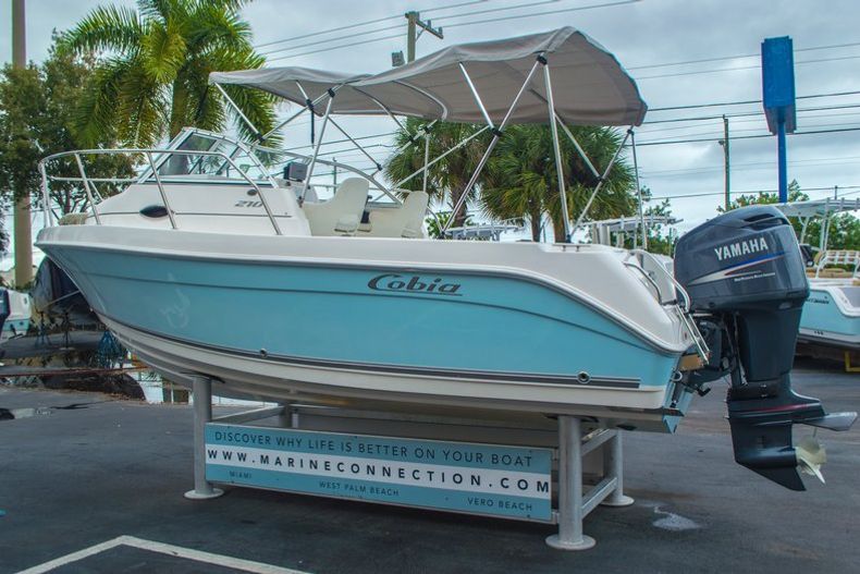 Thumbnail 5 for Used 2004 Cobia 210 WAC Walkaround boat for sale in West Palm Beach, FL