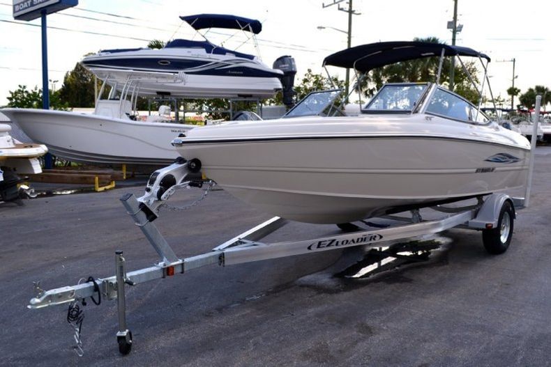 Thumbnail 3 for New 2013 Stingray 191 RX Bowrider boat for sale in West Palm Beach, FL