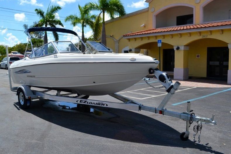 Thumbnail 9 for New 2013 Stingray 191 RX Bowrider boat for sale in West Palm Beach, FL