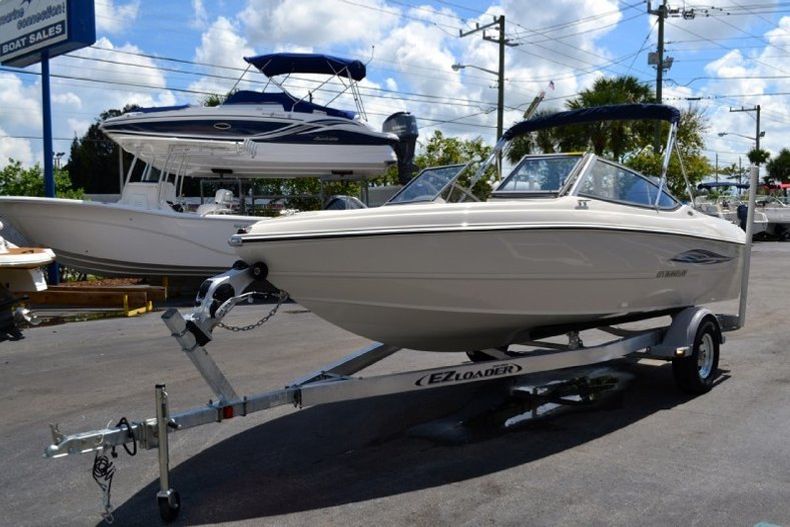 Thumbnail 11 for New 2013 Stingray 191 RX Bowrider boat for sale in West Palm Beach, FL