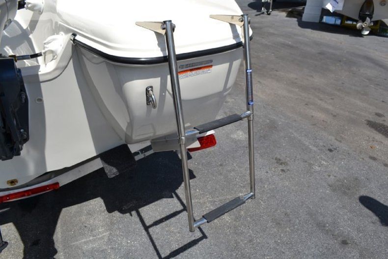 Thumbnail 29 for New 2013 Stingray 191 RX Bowrider boat for sale in West Palm Beach, FL