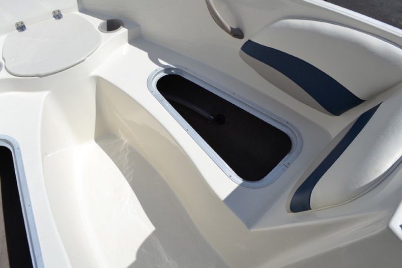 Thumbnail 51 for New 2013 Stingray 191 RX Bowrider boat for sale in West Palm Beach, FL