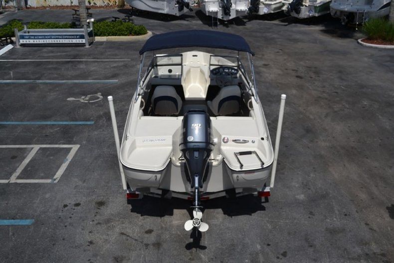 Thumbnail 54 for New 2013 Stingray 191 RX Bowrider boat for sale in West Palm Beach, FL
