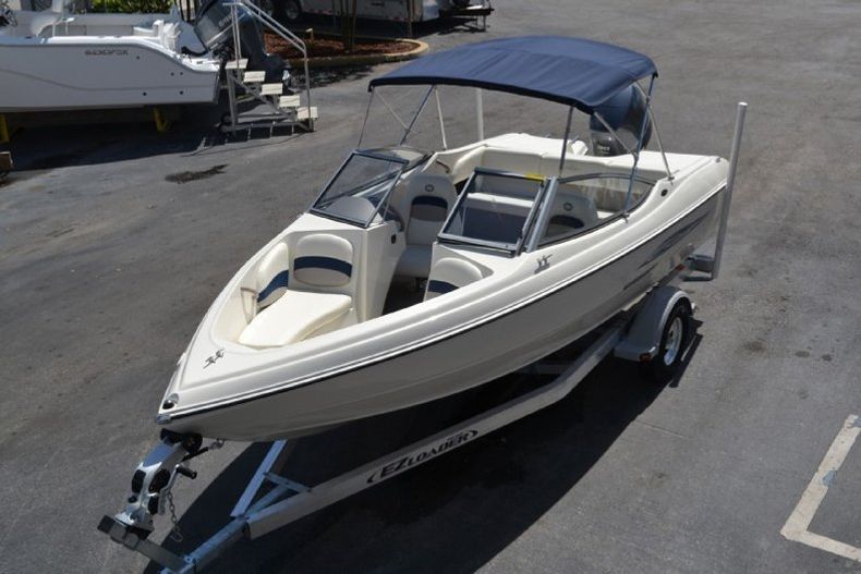 Thumbnail 59 for New 2013 Stingray 191 RX Bowrider boat for sale in West Palm Beach, FL