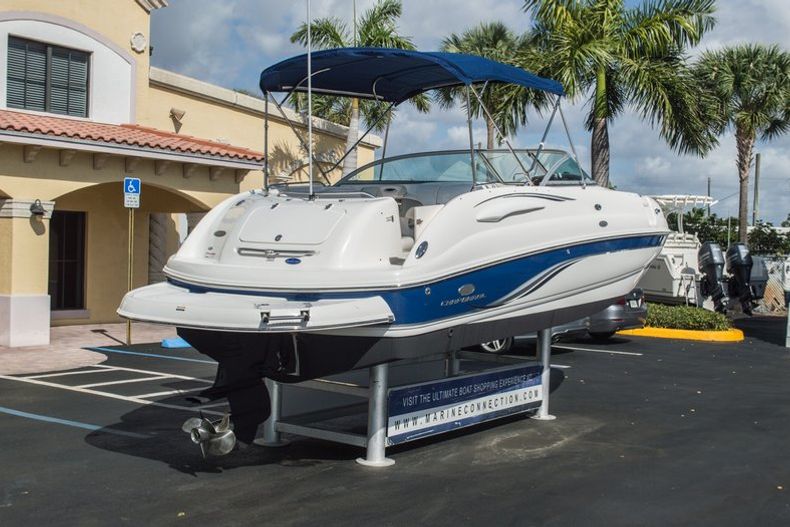 Thumbnail 5 for Used 2006 Chaparral 254 Sunesta Deck Boat boat for sale in West Palm Beach, FL
