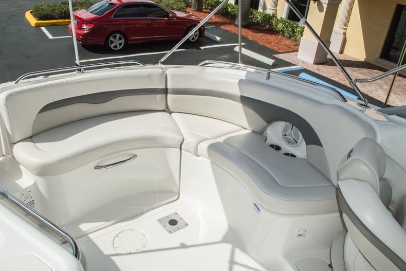 Thumbnail 19 for Used 2006 Chaparral 254 Sunesta Deck Boat boat for sale in West Palm Beach, FL
