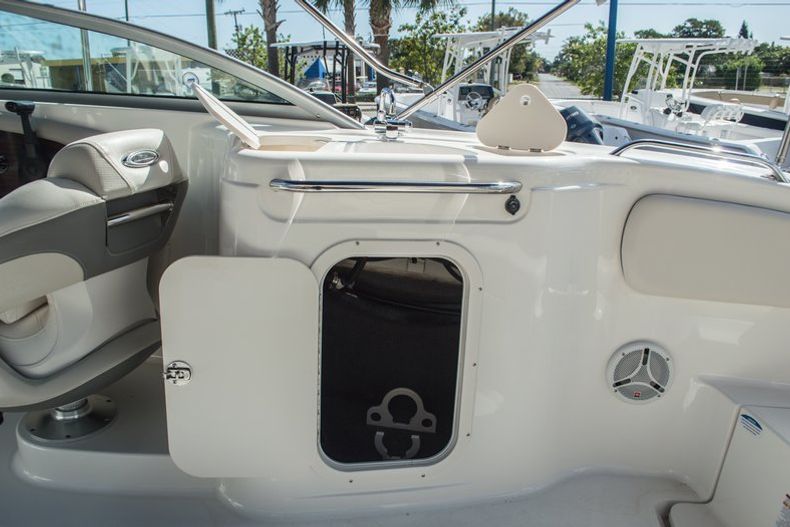Thumbnail 30 for Used 2006 Chaparral 254 Sunesta Deck Boat boat for sale in West Palm Beach, FL