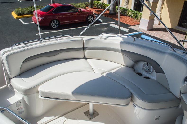 Thumbnail 58 for Used 2006 Chaparral 254 Sunesta Deck Boat boat for sale in West Palm Beach, FL