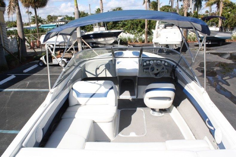 Thumbnail 20 for Used 2005 Bayliner 225 Bowrider boat for sale in West Palm Beach, FL