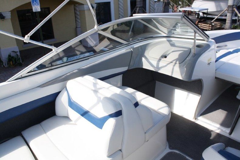 Thumbnail 34 for Used 2005 Bayliner 225 Bowrider boat for sale in West Palm Beach, FL