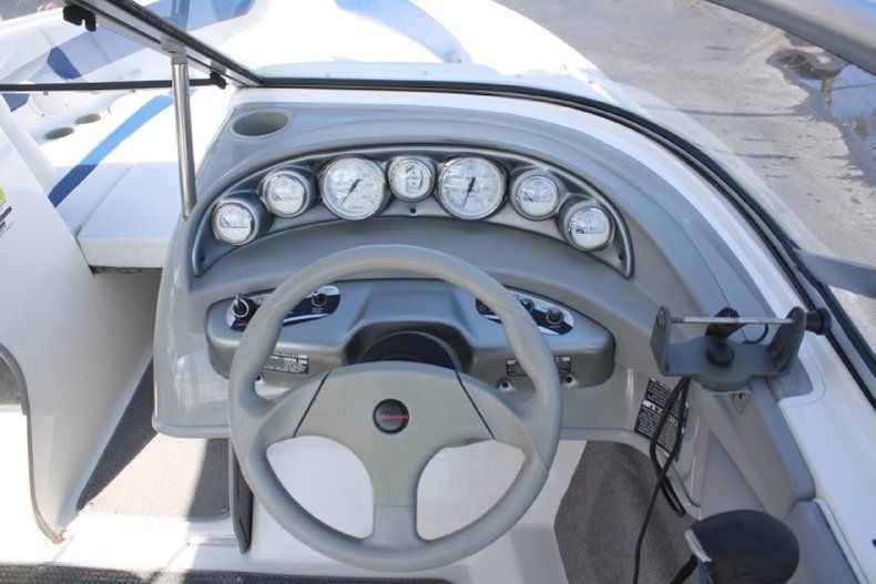 Thumbnail 30 for Used 2005 Bayliner 225 Bowrider boat for sale in West Palm Beach, FL