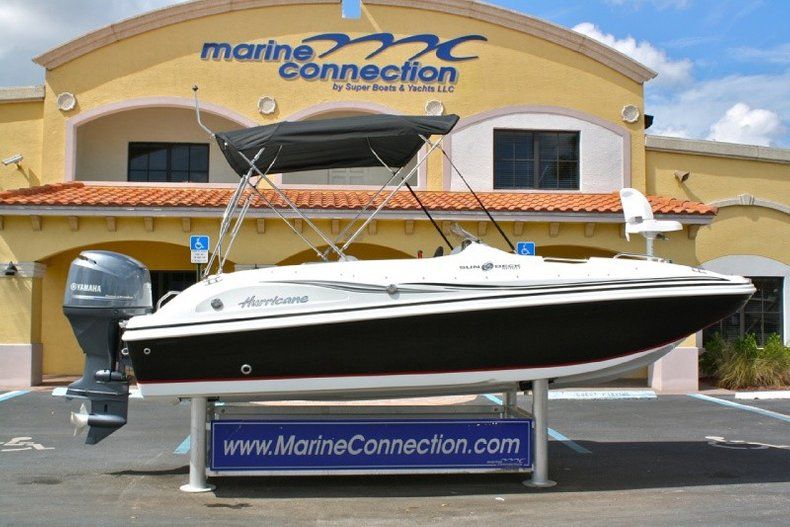New 2014 Hurricane SunDeck Sport SS 188 OB boat for sale in West Palm Beach, FL